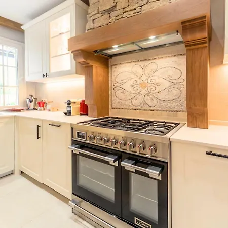 House In Puerto Banus And San Pedro 50m From The Sea With Private Pool Будинок відпочинку