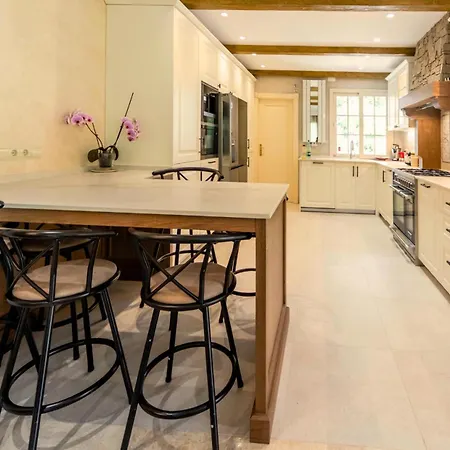 House In Puerto Banus And San Pedro 50m From The Sea With Private Pool Nyaraló *