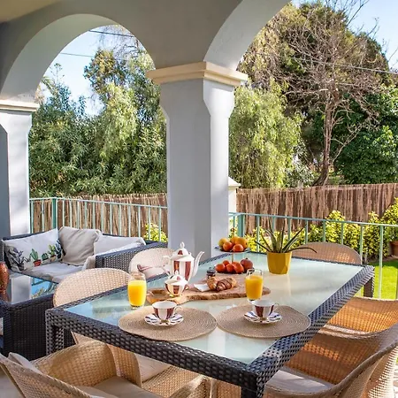 Hébergement de vacances House In Puerto Banus And San Pedro 50m From The Sea With Private Pool *