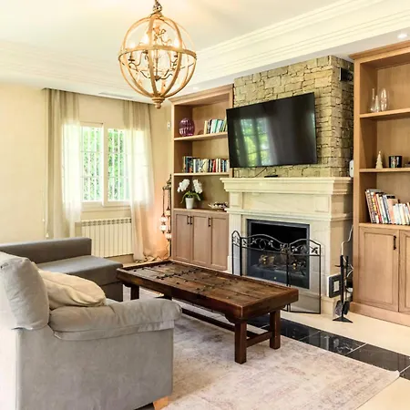 House In Puerto Banus And San Pedro 50m From The Sea With Private Pool Marbella